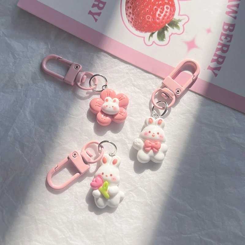 Rabbit Cute Keychain Resin Bunny Carrots Charm Kawaii Pendant Tulip Keyring For Women Girls Kids Couple Car Bag Lovely GiftX240919