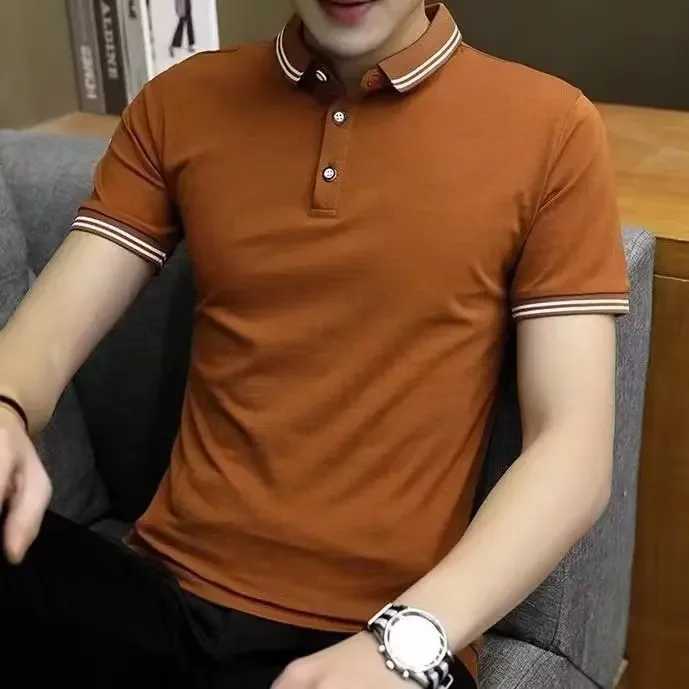 2024 New Mens Polo Shirt Summer Striped Lapel Short Sleeves Solid Color T-shirt Mens Loose Fit Casual ShirtX240920