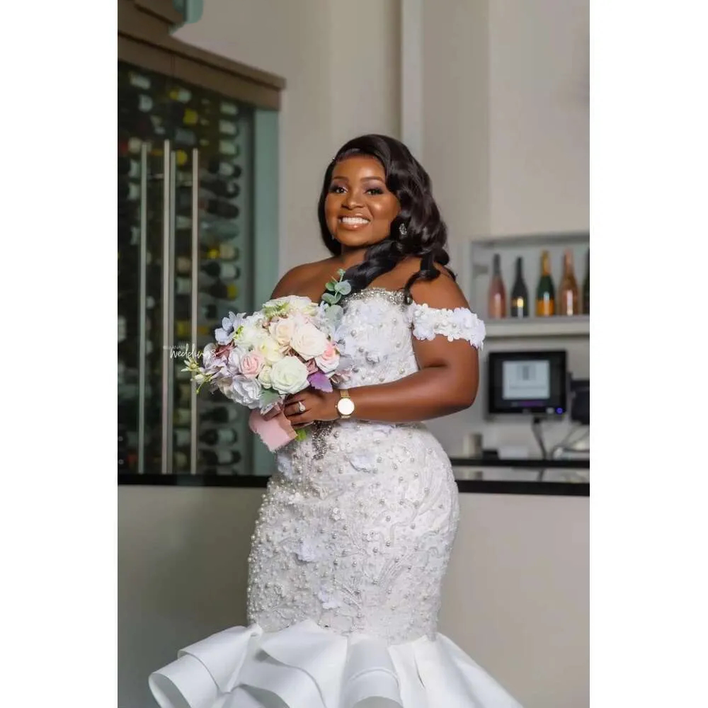 African Elegant Lace Mermaid Wedding Dresses With 3D Floral Appliques Crystal Pearls Beaded Off Shoulder Corset Plus Size Bridal Gowns Court Train