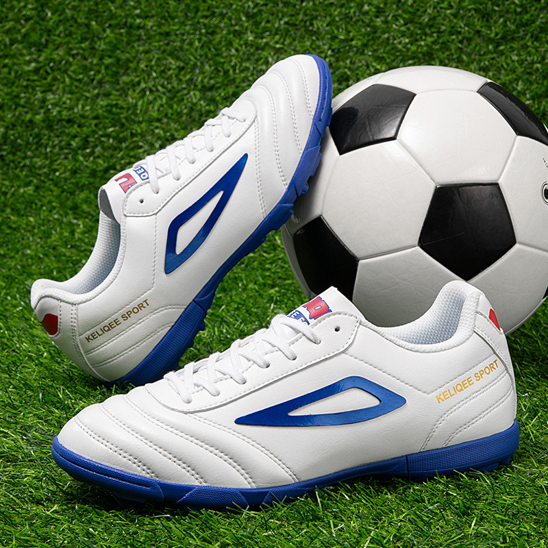 Green Men's Sneakers Football Training Shoes High Quality Leather Indoor Soccer Boots Men TF Futsal Shoes zapatos de futbol 2023