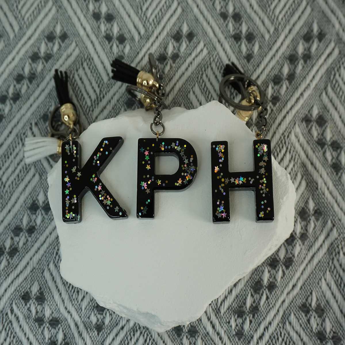 Simple 26 Letter Keychain Charming Couple Initial Letter Keyring Car Keychain Handbag Chain Pendant Chain GiftX240919