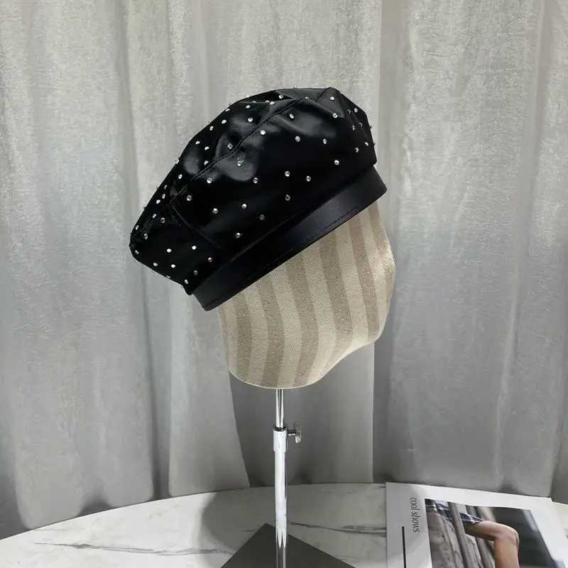 2023 New Satin Rhinestone Beret Cap Womens Fashion Black Painter Hat Spring and Autumn Octagonal Hats Newsboy Gorras CasquetteX240919