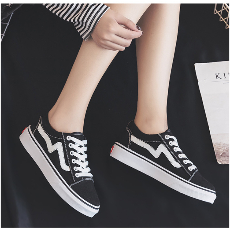 Women Spring Autumn Outdoor Canvas Walking Sneakers Girls Boys Students Flats Jogging Shoes Lace-Up Athletic Tennis Trainers