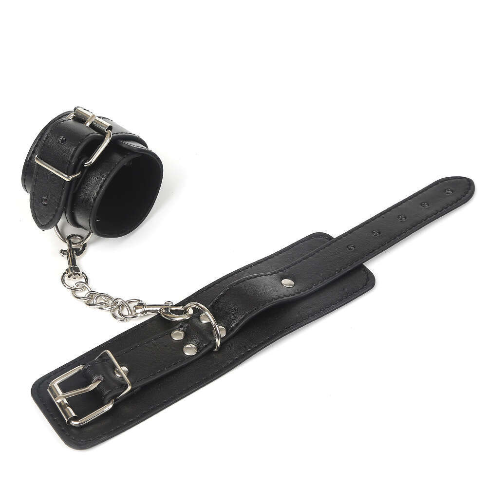 Cross border hot selling training restraint SM props classic black sex handcuffs PU leather handcuffs alternative adult products