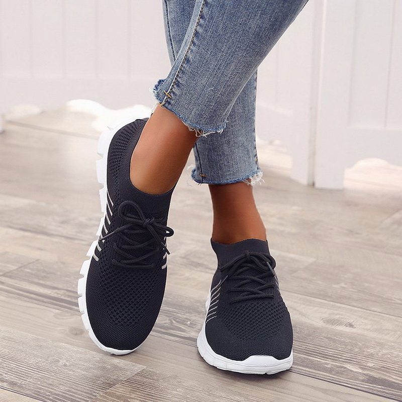 Women Sneakers New Slip On Mesh Light Breathable Running Shoes Woman Walking Platform Comfortable Female New Summer Hot 483a