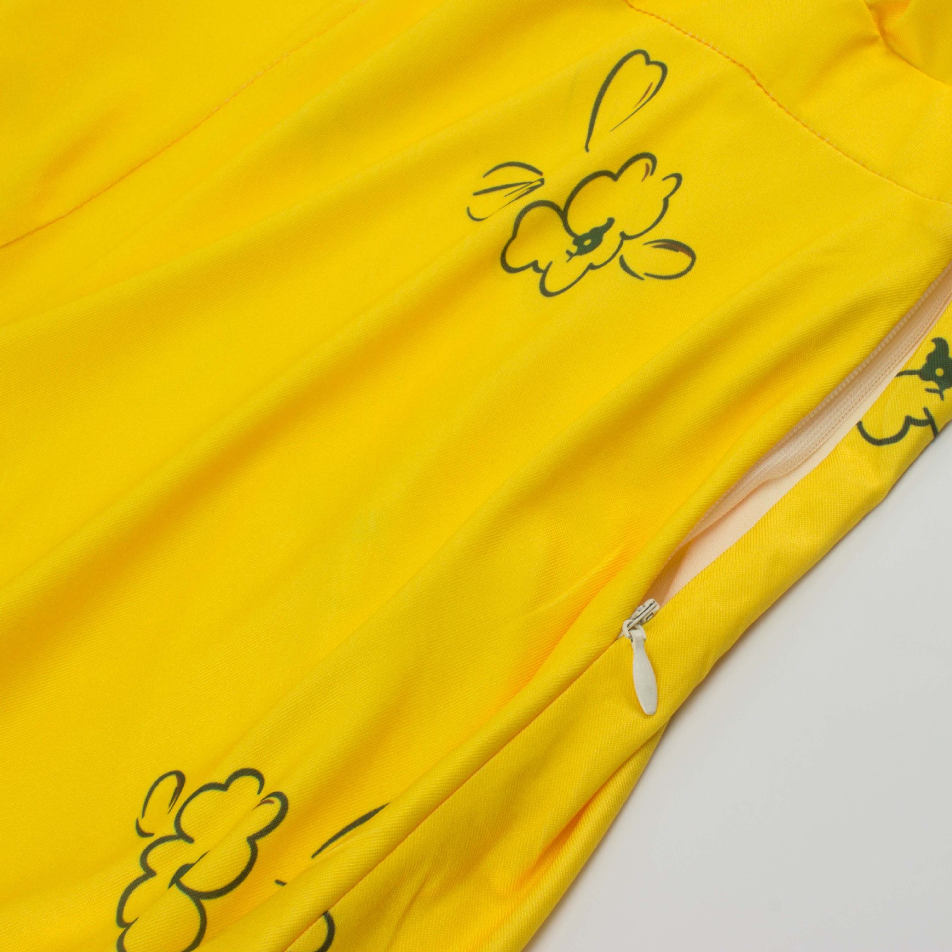 Spring and summer new dresses for European and American women, hot selling mid length dresses casual floral dresses