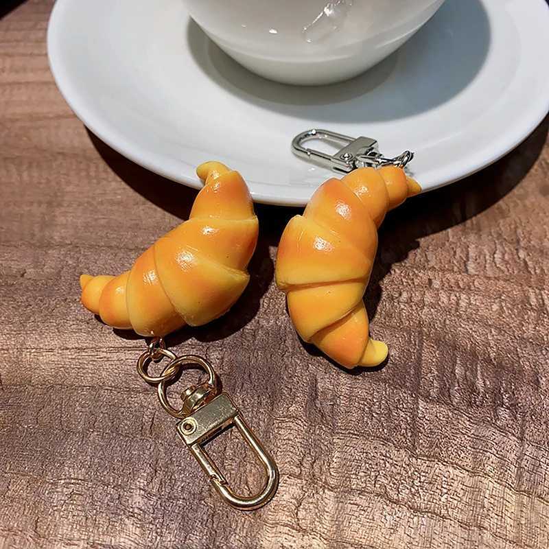 Simulation Food Toy Model Pendant Keyring Personalized Creative Croissant Package Student Children Gifts Keychain Ring ChainXJ250319