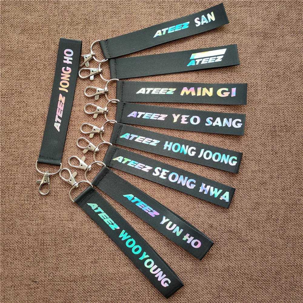 Kpop ATEEZ Name Bar Keychain Hongjoong Seonghwa Yunho Yeosang San Keyring Name Badge Pendant Accessories Fans Gift CollectionX240919