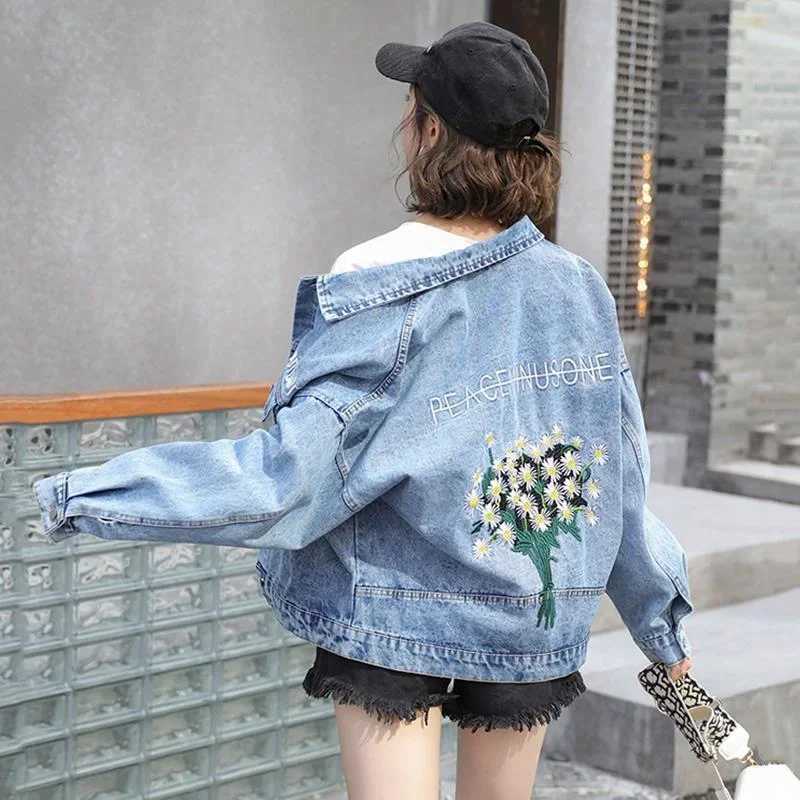 Womens Denim Jackets Diamonds Spring Autumn Female Jeans Coat Embroidered with Rhinestones Patchwork Sequin Print Graphic BlueX240920