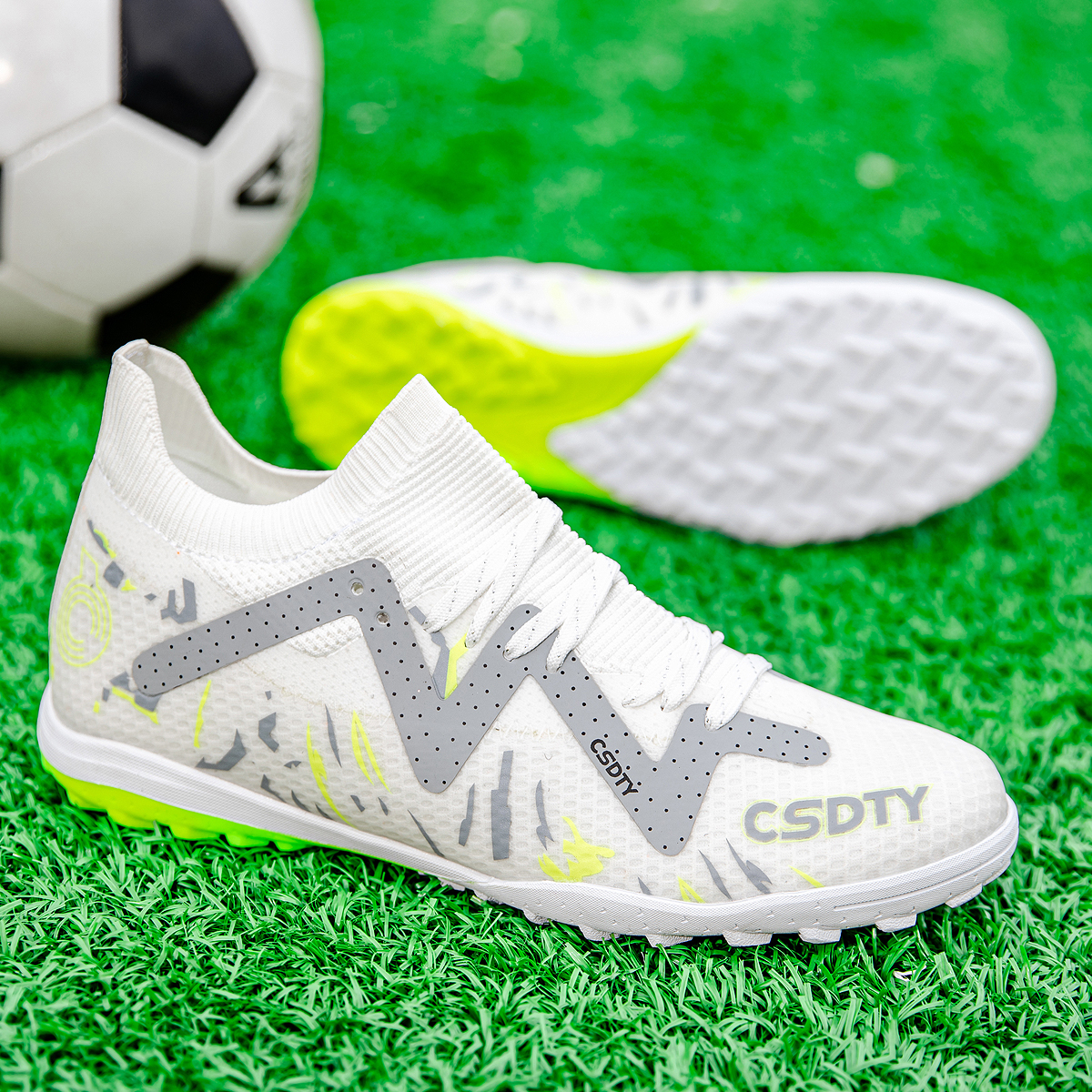 Professional Sports Soccer Shoes TF Broken Nail Teenagers Artificial Grassland Durable Training Shoes Outdoors Non Slip Shoes