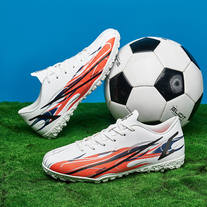 Stylish Comfortable Men's Training Soccer Shoes Antiskid Boys Kids Sneakers Outdoor Lawn Youth Student Running Shoes 2024 New