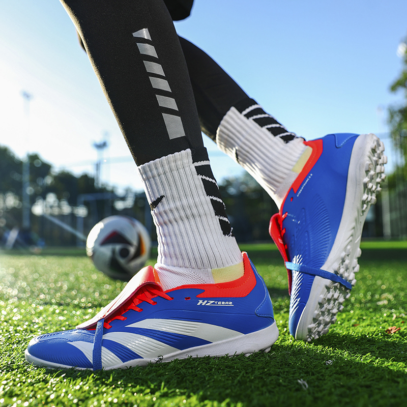 Men Soccer Shoes TF/FG Professional Society Athletic Football Field Boots Anti Slip Indoor Futsal Sports Cleats Football Shoes
