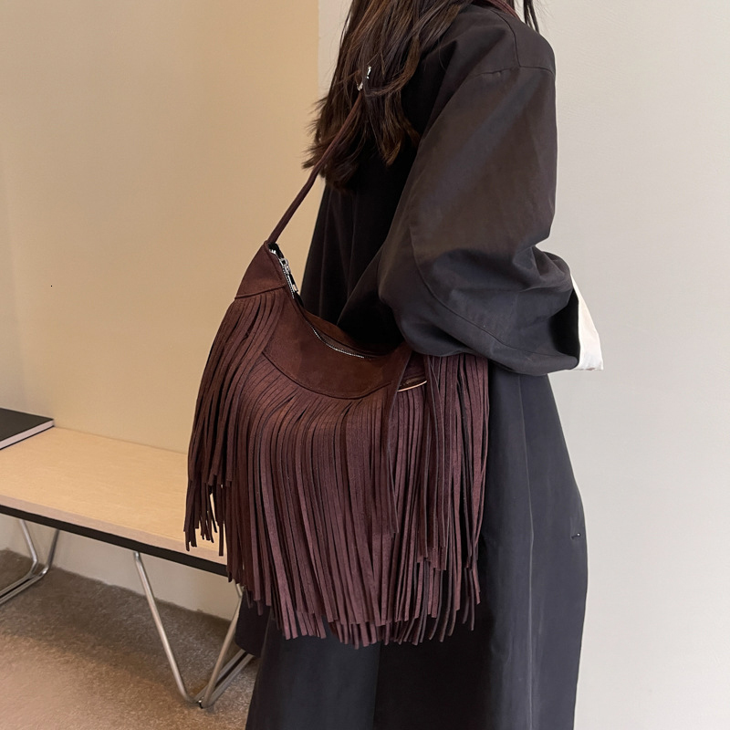 2025NEW trend Women Tassels and Fringes Suede Shoulder Messenger Bags fashion New Fashion Ladies Crossbody Purse Handbag fashion Tote Brown Black