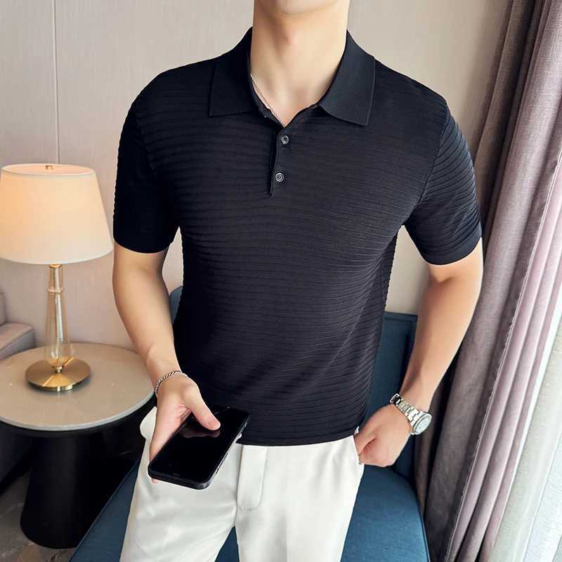 Men Knitted Polo Shirt 2024 New Light Thin Breathable Solid Casual Collar Short Sleeved Stripe T-shirt High-quality Men ClothingX240920