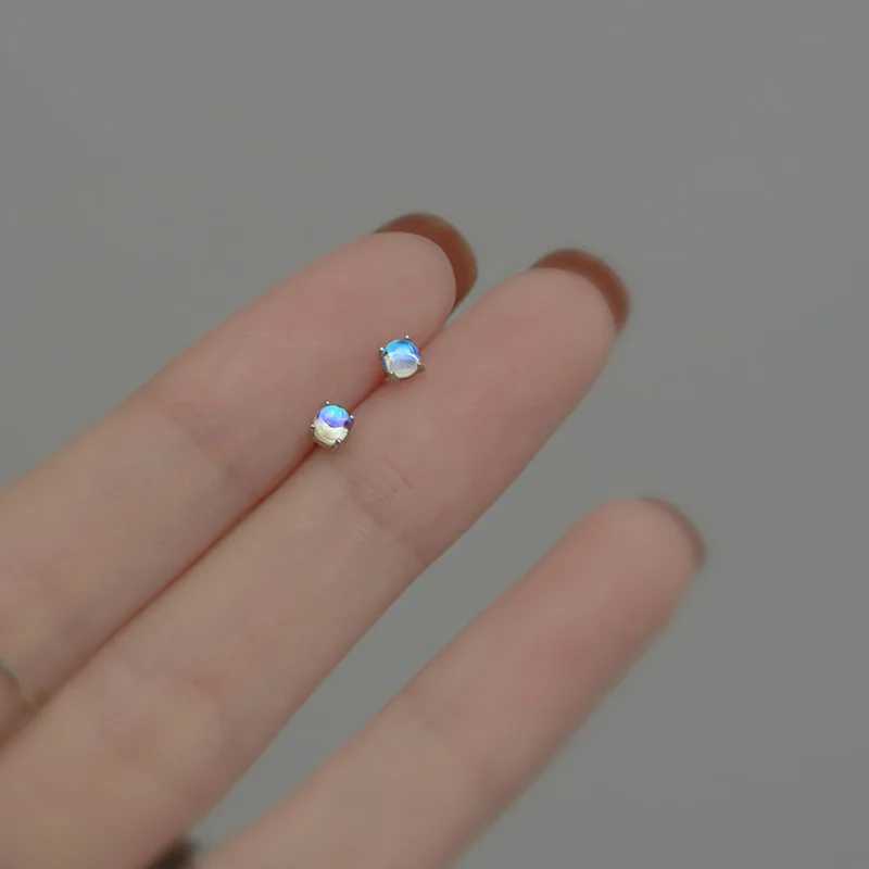Trendy Planet Earrings Silver Perforated Womens Moon Star Crystal Zircon Earrings Tragus Cartilage Body Jewelry W240919