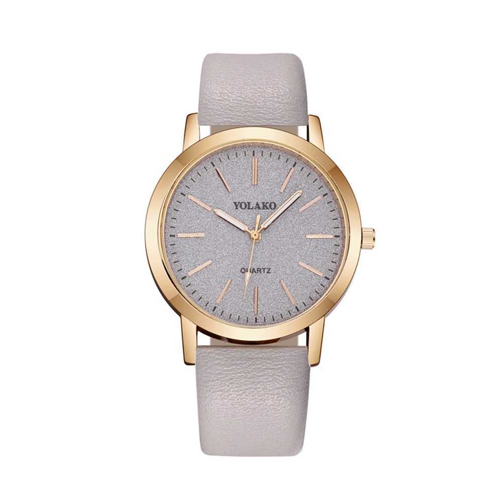 hot sale fashion Women Leather Quartz casual watchX240920