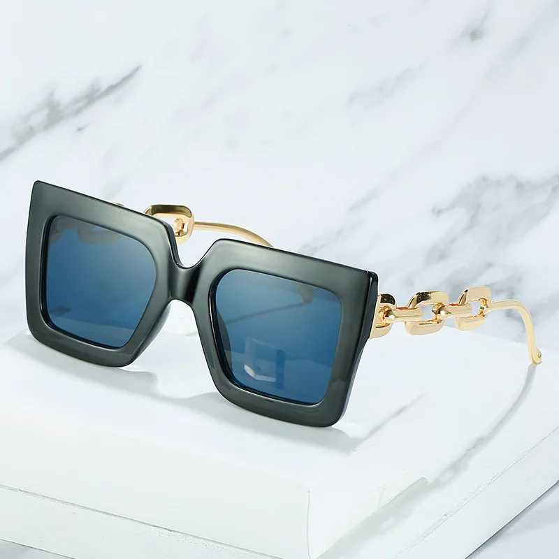 New Womens Square Chain Sunglasses Fashion Women Street Photo Sun Glasses Vintage Simple Mens Eyewear UV400 Oculos De SolX240920
