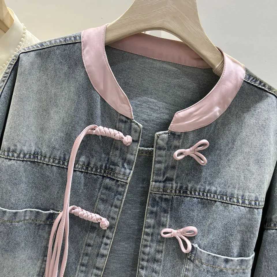 Short Buckle Denim Coat Women New Chinese Style stand collar Top 2024Spring Bomber Outerwear Fashion Street Jeans Jacket femaleX240920