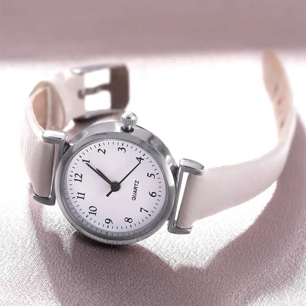 Luxury Ladies Bracelet Quartz Watch Women Watch Bracelet Set White Dial Simple Leather Luxury Ladies Watch Montre FemmeX240920
