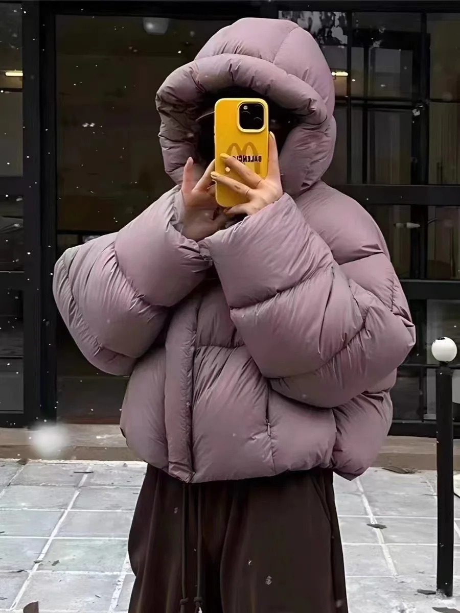 2024 New American Winter Short Women Fog Feeg Light Down Hooded Warm Bread Clothing Fashion Fluffy Puffer Jacket
