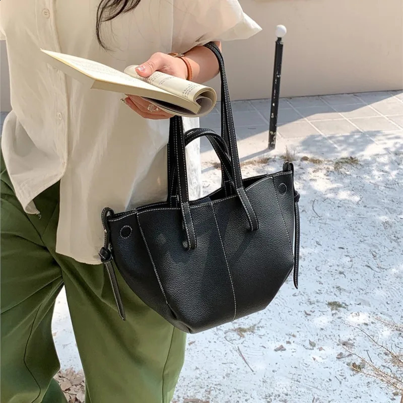 Soft Leather PU Tote Bags Women Korean Fashion Casual Shoulder Bag Large Capacity Handbags Female Commuting To Work Bag 240918