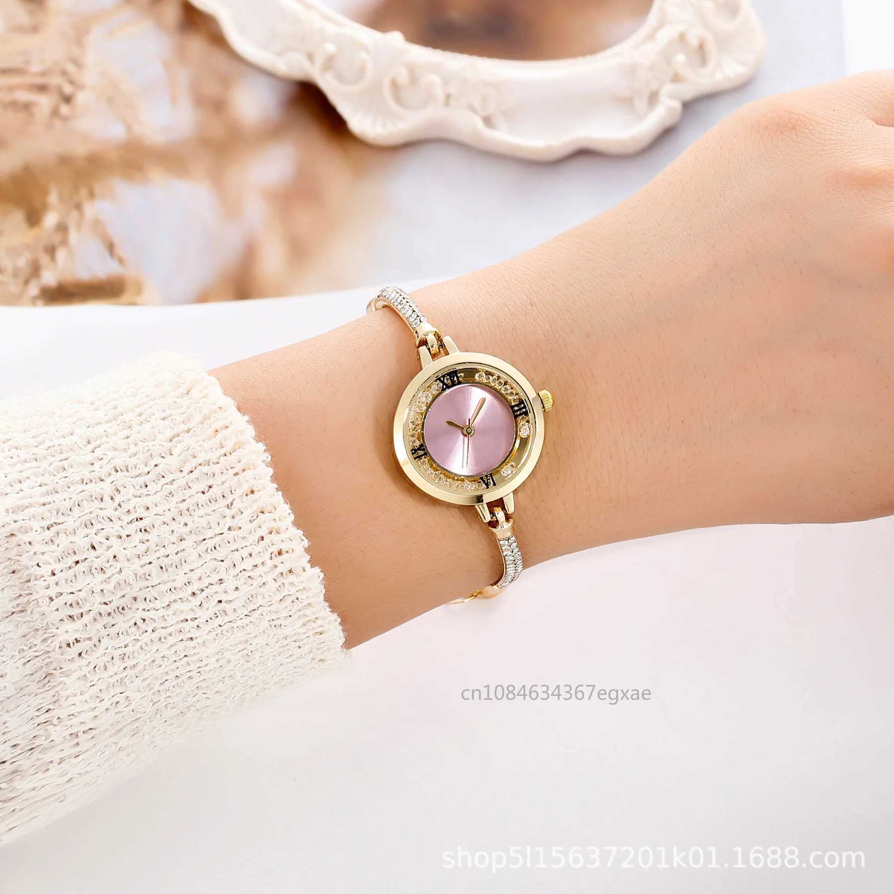2024 Cute Women Steel Bracelet Watch Quartz Luxury Fashion Small Dial Watches Popular Wristwatch Female ElegantX240920