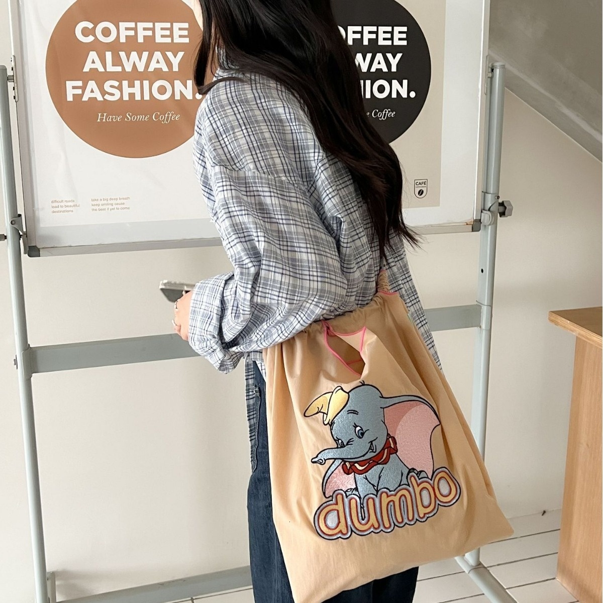 2024 Summer Women's Embroidered Shopping Tote Fashion Niche Large Capacity Handheld Shoulder Bag