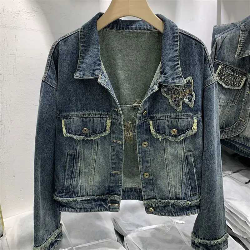 Chaquetas Butterfly Embroidered Denim Jacket Women Spring Autumn Long Sleeve Cotton Outerwear Button Female Casual Jeans CoatX240920