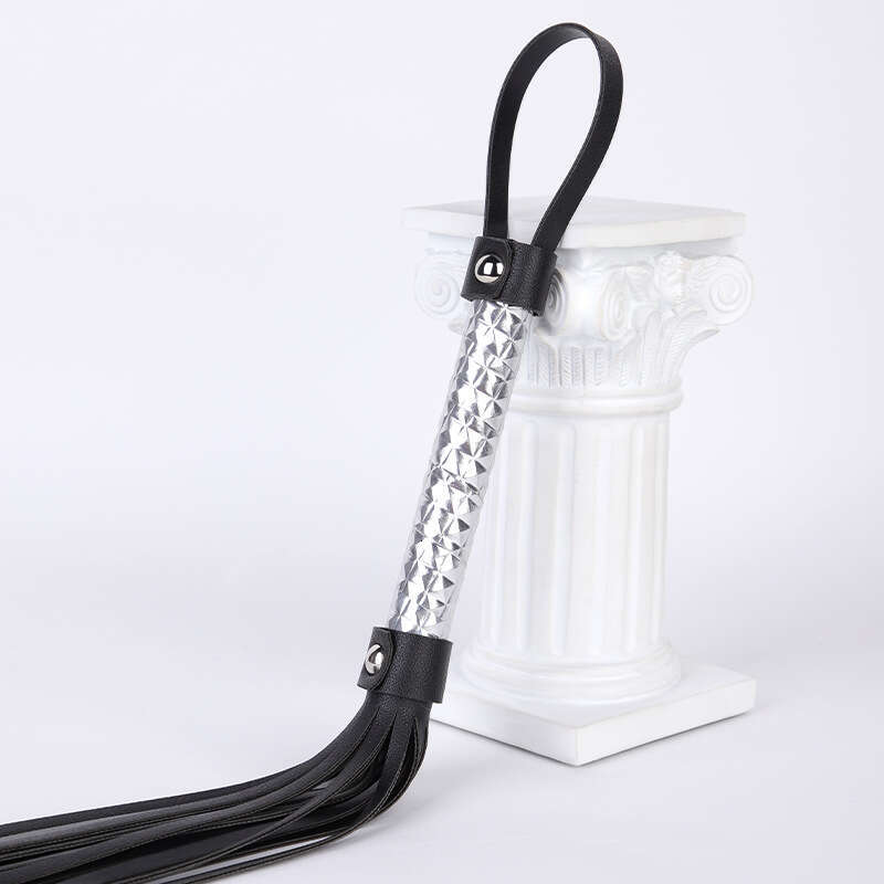 Sex toys SM props Silver plaid sex whips SM training punishment whips Alternative adult products hair replacement