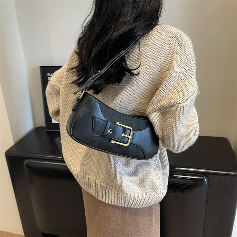 LEFTSIDE belt buckle womens shoulder bag winter womens simple retro small horizontal bag handbag 240918