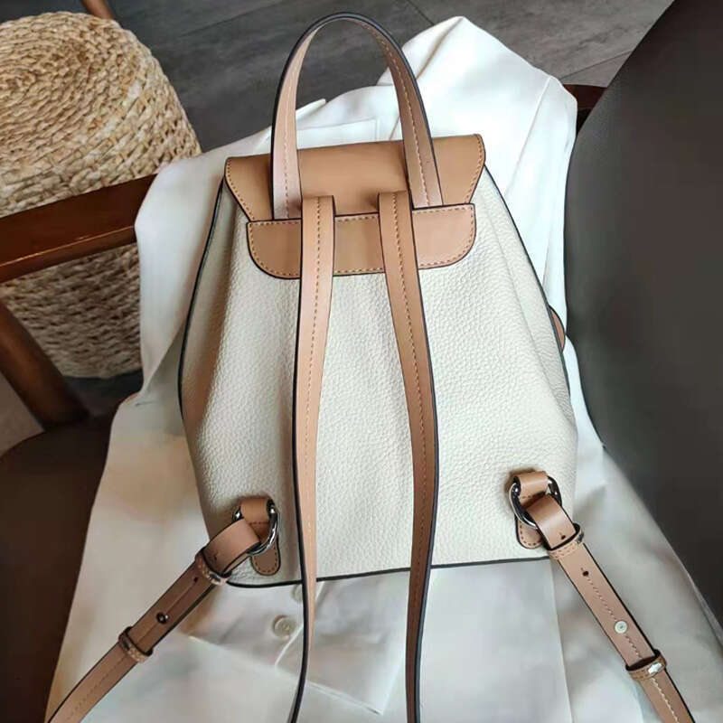 Fashion Female Genuine Leather Backpac Large Capacity Women Shoulder Bags Solid Color Casual Lady's Commute Backpack Hot Sale