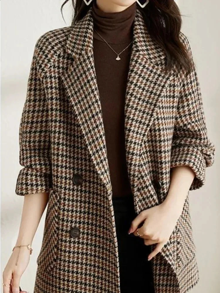 Womens outerwear plain woolen coat autumn and winter coat Korean fashion medium length coat womens clothing top 240920