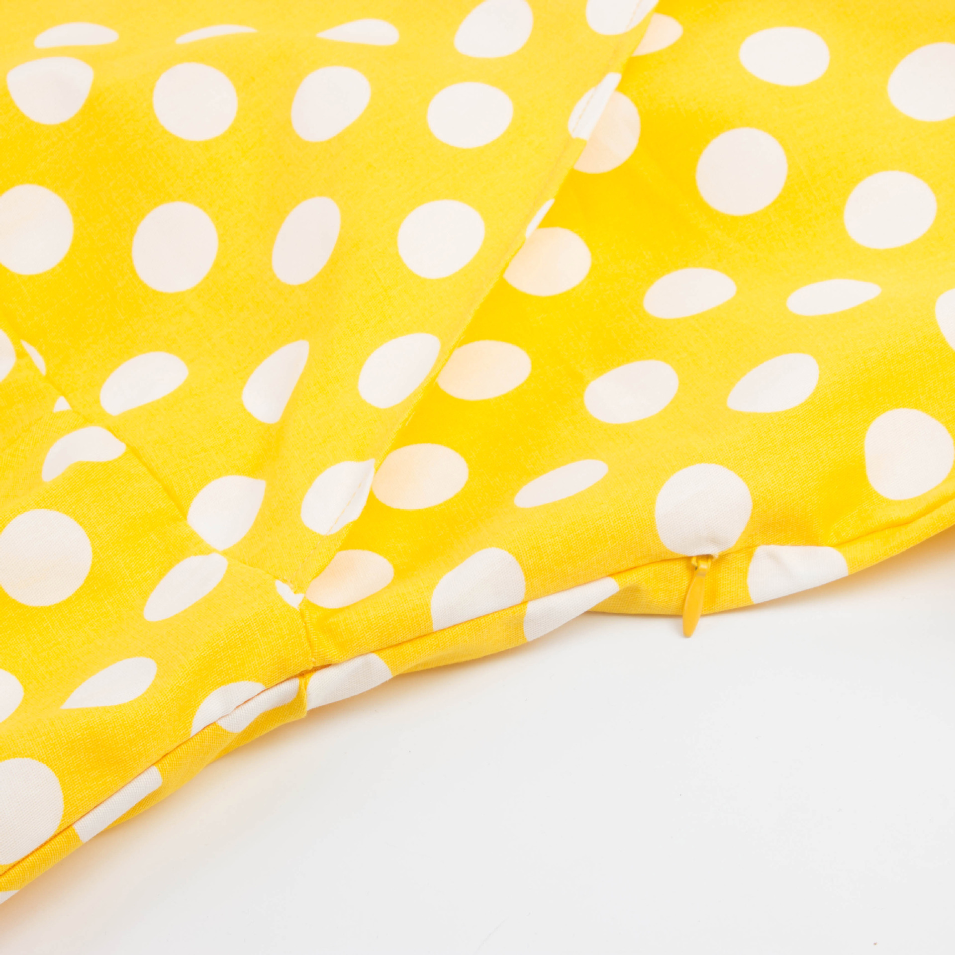 Vintage Large Skirt Hot Selling Mid Length Skirt For Women Hepburn Style French Polka Dot Dress