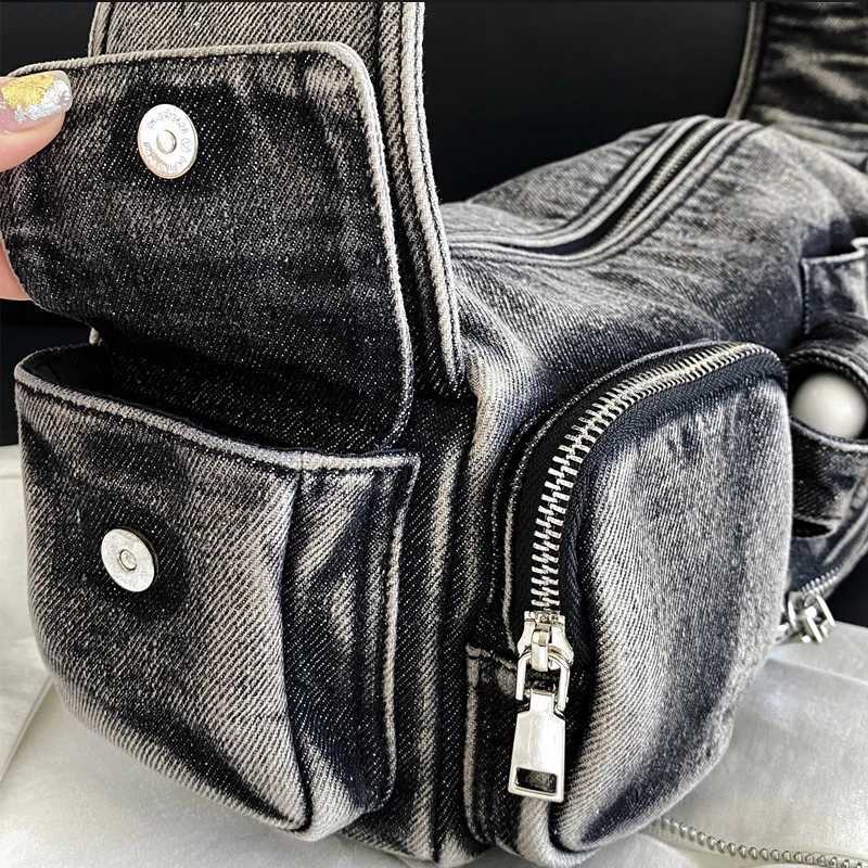 Moto & Biker Denim Bags for Women Luxury Designer Handbags Purses New in Y2k Multiple Pockets Washing Cloth Armpit Shoulder 240920