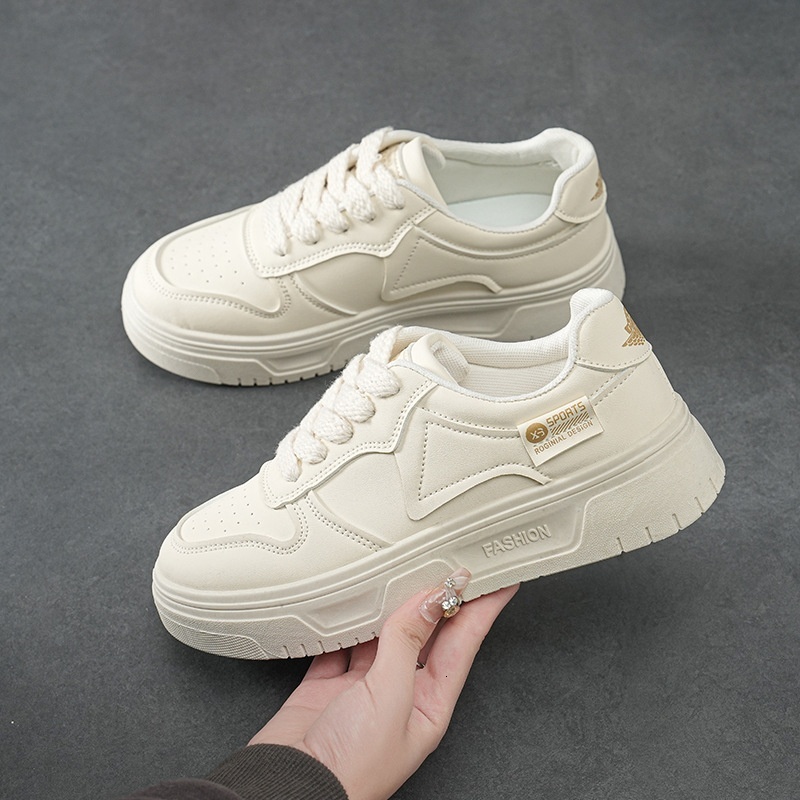 Spring versatile student 2024 spring new white women's niche design board shoes 7801