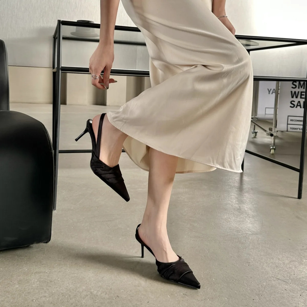 Woman Slingback Shoes Fashion 2024 Spring Ladies High Heels Elegant Med Heel Pointed Toe Slip on Sandal Mules 240919