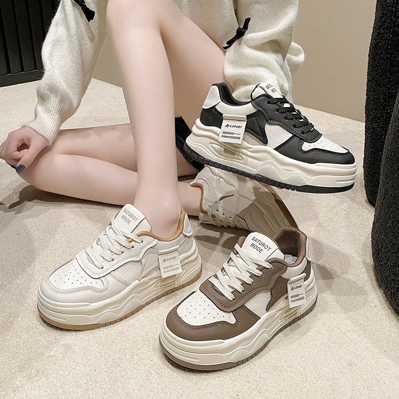 Korean version thick soled small white for women in spring 2024, new round toe lace up casual women's shoes, student sports board shoes