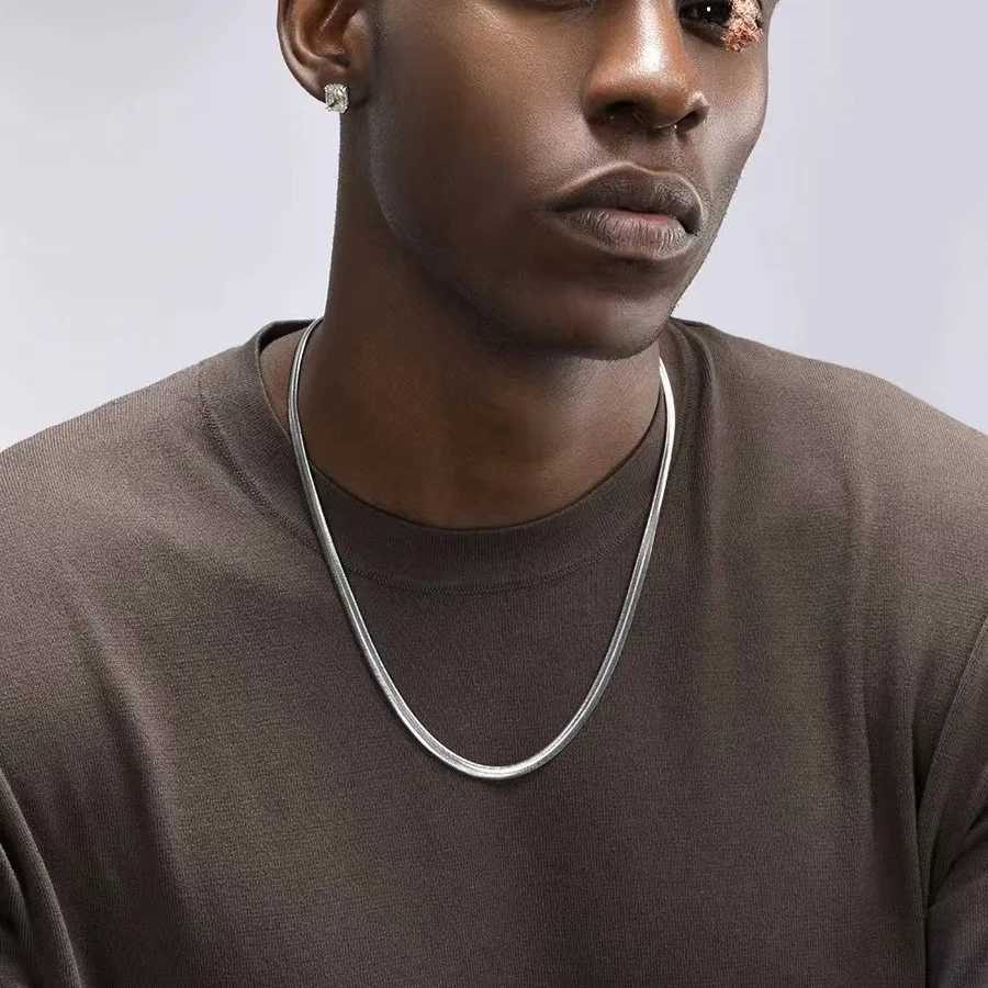Hip-Hop Men Stainless Steel Chain Necklace Simple Flat Snake Chain Basic Chain For Women Fashion Wearing Accessories Trendy JeX240919