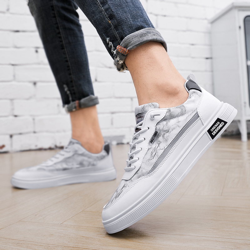 small New white men's Breathable lightweight fashionable sports casual fashion soft soled board shoes 7d15