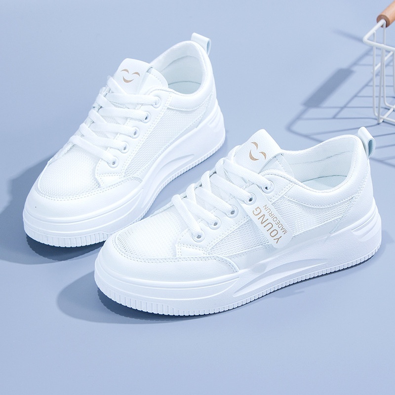 Little 2023 Summer New Versatile Student Breathable Mesh White Fashionable Instagram Fashion Casual Board Shoes Female