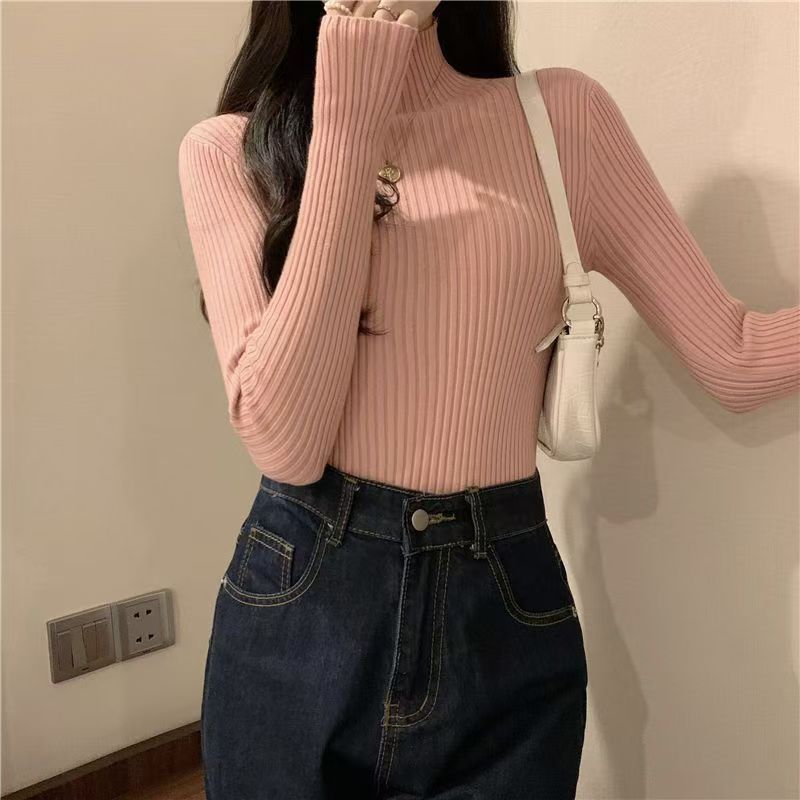 Half-high neck Joker bottoming long-sleeved knit top Korean version of solid color soft waxy sweater new female slim in winter.