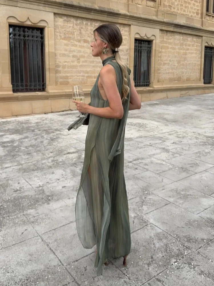 Elegant Sleeveless Lace Up Halter Maxi Dress Women Casual Round Neck Hollow Out Side Slit Dresses Summer Lady High Streetwear 240920