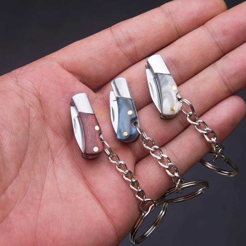 Mini Folding Knife Pendant Keychains Outdoor Hiking Camping Portable Penknife Keyrings Peel Fruit Tools Small Gifts SouvenirX240919