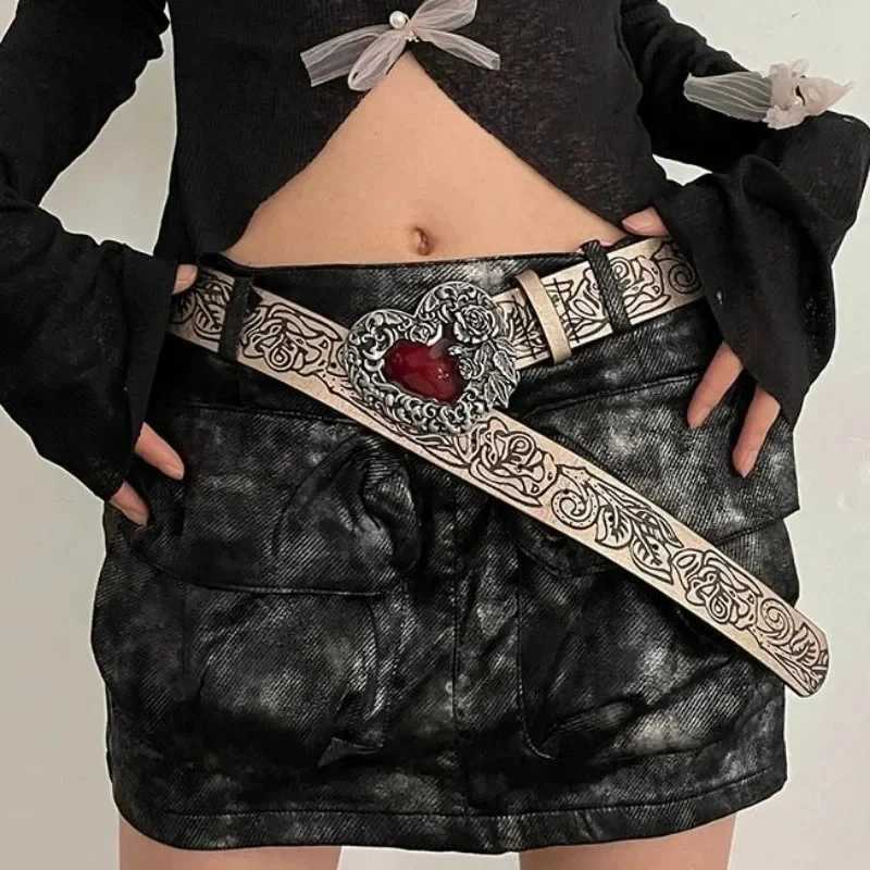 Gothic Punk Leather Y2k Belt For Women Metal Red Peach Heart Flower Buckle Waist Strap Jeans Decorative Waistband Accessories W250120