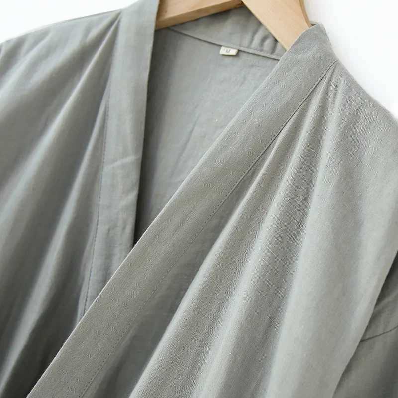 Japanese Kimono Nightgown Mens Light and Breathable Summer Spring Autumn Mens Long Kimono Nightgown Loose Robe for Men M L XL Y240919