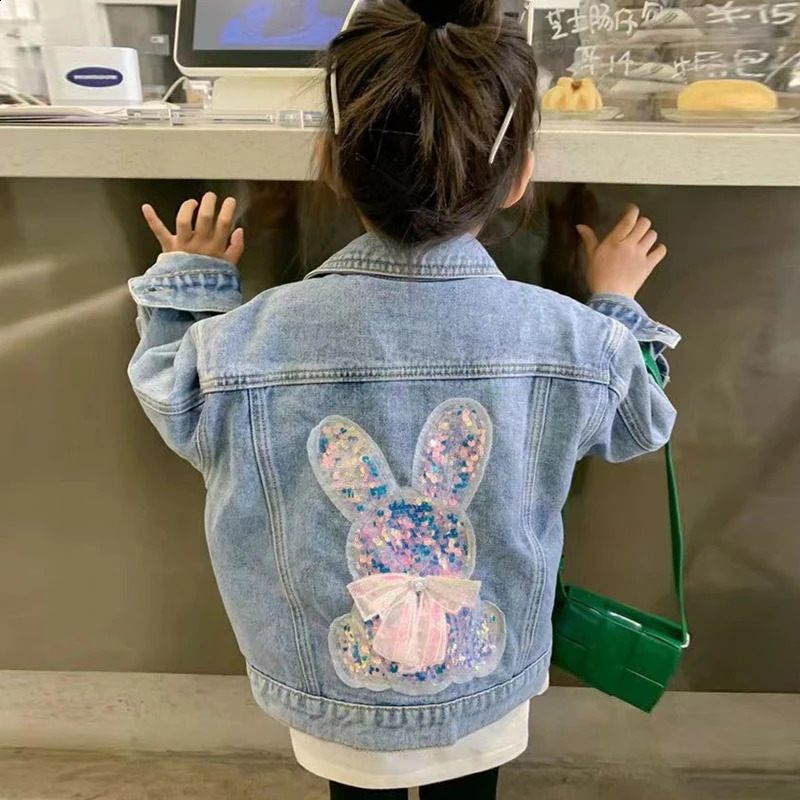 Girls denim jacket fashionable childrens jacket girls clothing long sleeved denim jacket 2-10 year old teenage girls denim jacket 240918