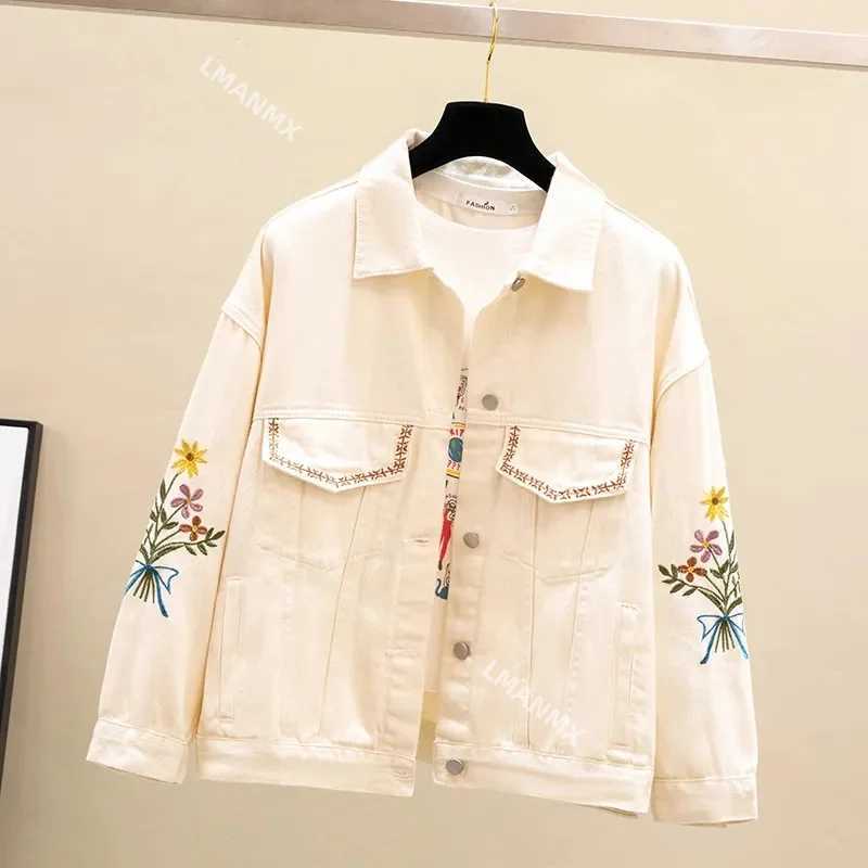 Denim Jacket Women Embroidery Overcoat Jeans Jacket Loose Base Coat Beige Outerwear Female New Spring Autumn 2023 NewX240920