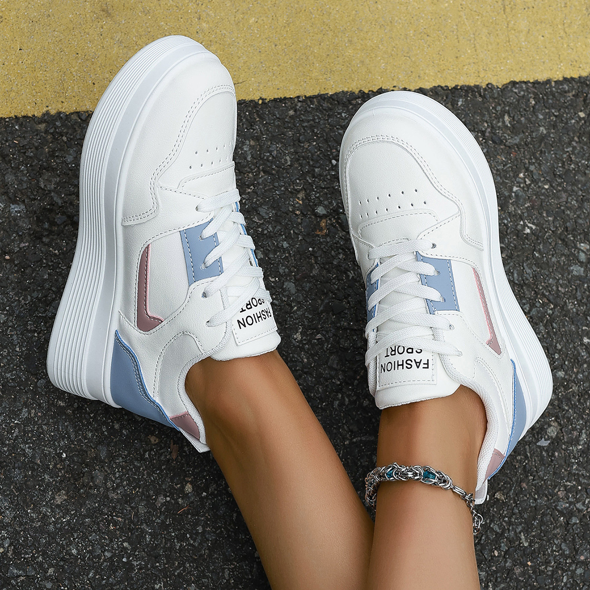 White Designer Shoes Women's Spring Autumn 2024 New Womens Sneakers Versatile Student Flat Casual Board Shoes Trainers Free Shipping