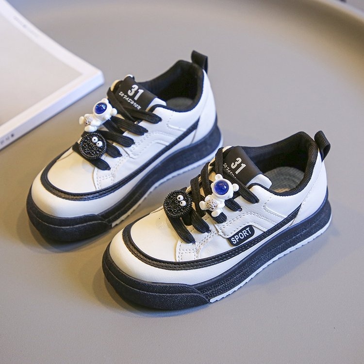 New Men's Women's Board 2023 Spring and Autumn Mid to Large Casual Fashion Sports Children's Single Shoes