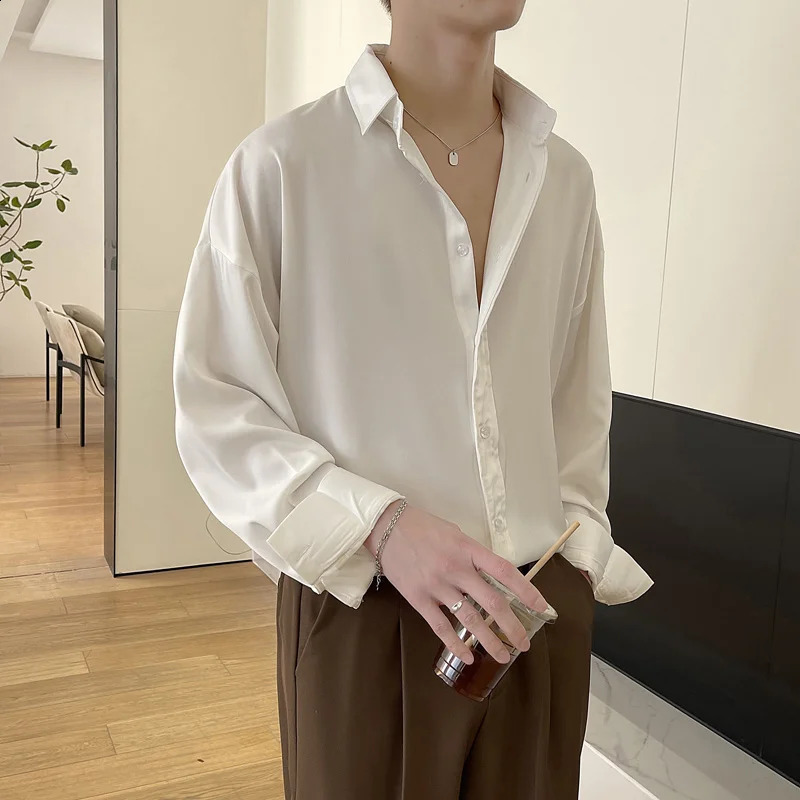 Solid color long sleeved mens fashionable social mens dress Korean loose casual ice shirt mens office formal shirt M-2XL 240920